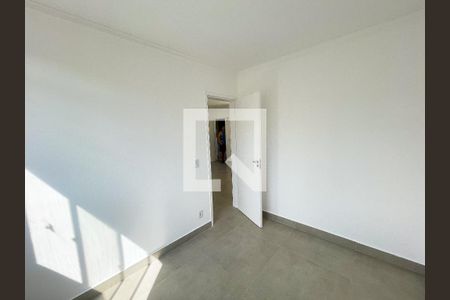 Quarto 2 de apartamento para alugar com 2 quartos, 90m² em Industrial, Contagem