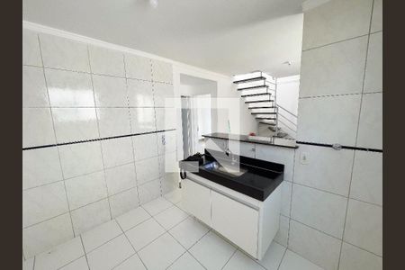 Cozinha de apartamento para alugar com 2 quartos, 90m² em Industrial, Contagem