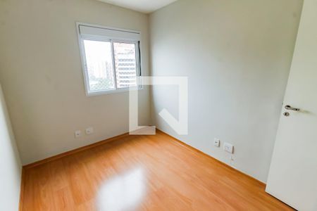 Quarto  de apartamento para alugar com 2 quartos, 64m² em Vila Suzana, São Paulo