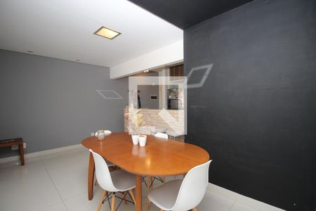 Sala  de apartamento à venda com 3 quartos, 85m² em Real Parque, São Paulo