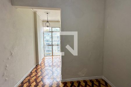 Quarto 01 de apartamento para alugar com 2 quartos, 50m² em Copacabana, Rio de Janeiro