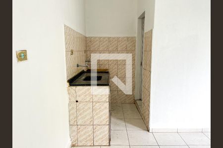 Casa de condomínio para alugar com 45m², 1 quarto e sem vagaCozinha e Área de Serviço