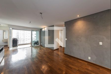 Sala de apartamento à venda com 2 quartos, 103m² em Jardim das Acácias, São Paulo
