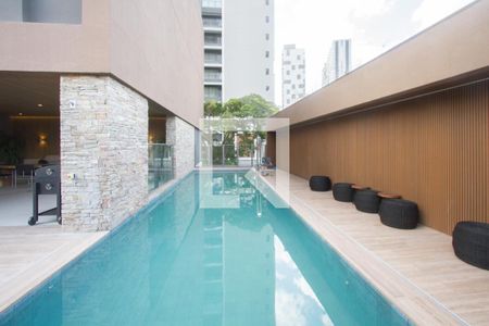 Studio para alugar com 25m², 1 quarto e sem vaga Studio para alugar com 25m², 1 quarto e sem vagaPiscina