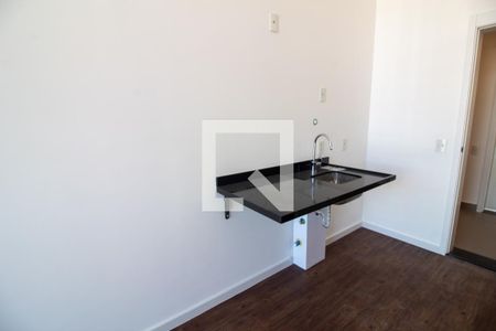 Cozinha de kitnet/studio para alugar com 1 quarto, 25m² em Jardim das Acacias, São Paulo