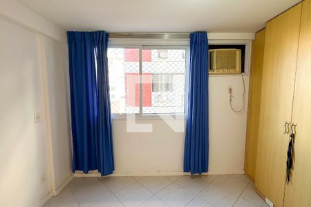 Suíte de apartamento à venda com 2 quartos, 61m² em Laranjeiras, Rio de Janeiro