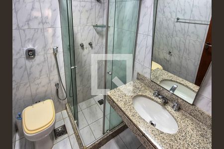 Apartamento à venda com 250m², 3 quartos e 3 vagasBanheiro social 