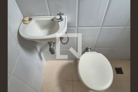 Apartamento à venda com 250m², 3 quartos e 3 vagasbanheiro de serviço