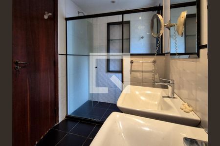 Apartamento à venda com 250m², 3 quartos e 3 vagasBanheiro Quarto