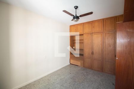 Apartamento à venda com 125m², 3 quartos e sem vagaQuarto 2