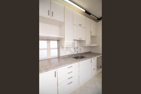 Apartamento à venda com 125m², 3 quartos e sem vagaCozinha