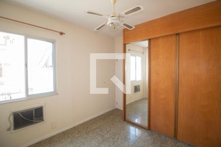 Apartamento à venda com 125m², 3 quartos e sem vagaQuarto 1