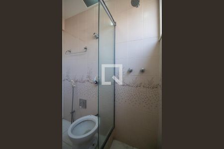 Apartamento à venda com 125m², 3 quartos e sem vagaBanheiro social