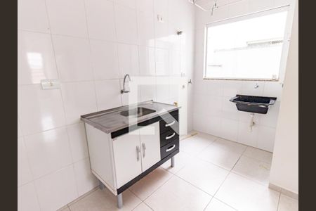 Sala/Cozinha de apartamento para alugar com 2 quartos, 35m² em Vila Invernada, São Paulo