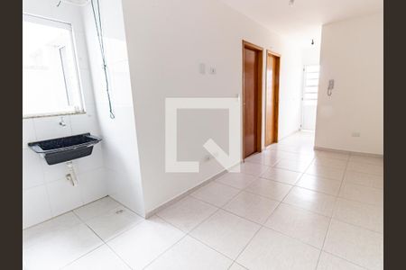 Sala/Cozinha de apartamento para alugar com 2 quartos, 35m² em Vila Invernada, São Paulo