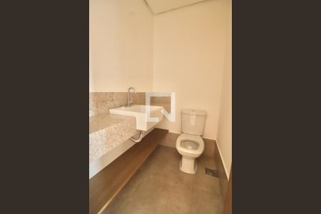 Apartamento para alugar com 147m², 3 quartos e 2 vagas Apartamento para alugar com 147m², 3 quartos e 2 vagasBanheiro 2