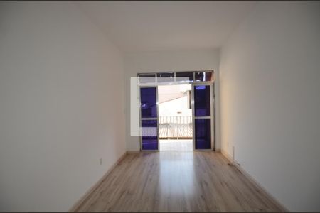 Sala de apartamento para alugar com 3 quartos, 77m² em Vila da Penha, Rio de Janeiro