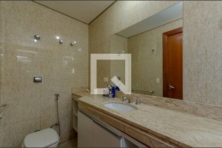 Casa à venda com 1063m², 5 quartos e 7 vagas Casa à venda com 1063m², 5 quartos e 7 vagasBanheiro Suíte 1