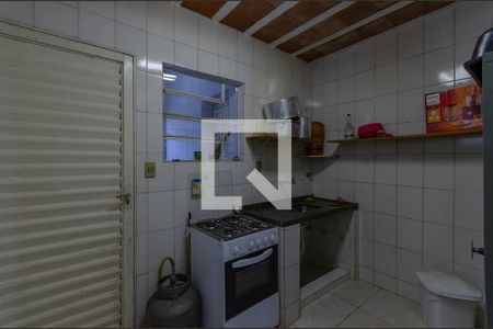 Casa à venda com 1063m², 5 quartos e 7 vagas Casa à venda com 1063m², 5 quartos e 7 vagasQuarto de Serviço