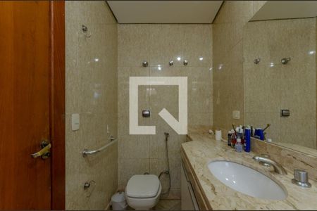 Casa à venda com 1063m², 5 quartos e 7 vagas Casa à venda com 1063m², 5 quartos e 7 vagasBanheiro Suíte 1