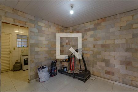 Casa à venda com 1063m², 5 quartos e 7 vagas Casa à venda com 1063m², 5 quartos e 7 vagasQuarto de Serviço