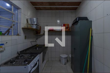 Casa à venda com 1063m², 5 quartos e 7 vagas Casa à venda com 1063m², 5 quartos e 7 vagasQuarto de Serviço