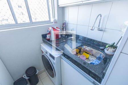 Area de serviço de apartamento à venda com 3 quartos, 79m² em Heliópolis, Belo Horizonte
