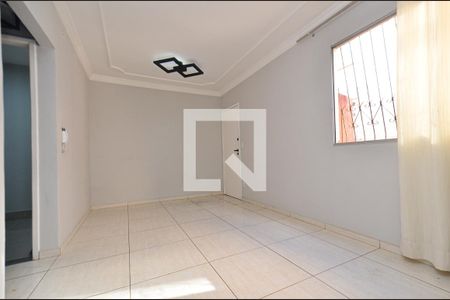 Sala de estar de apartamento à venda com 3 quartos, 70m² em Fernão Dias, Belo Horizonte