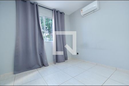 Suite de apartamento à venda com 3 quartos, 70m² em Fernão Dias, Belo Horizonte