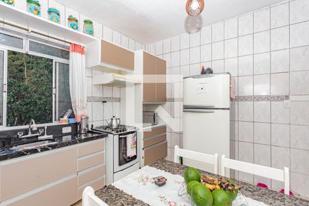 Casa à venda com 223m², 2 quartos e 2 vagas Casa à venda com 223m², 2 quartos e 2 vagasCozinha