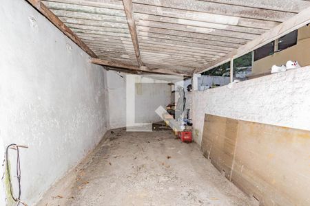 Casa à venda com 223m², 2 quartos e 2 vagas Casa à venda com 223m², 2 quartos e 2 vagasGaragem