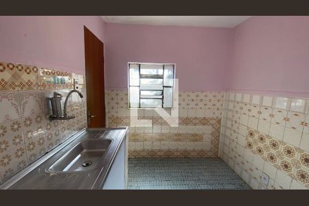 Cozinha de casa para alugar com 1 quarto, 50m² em Palmeiras, Belo Horizonte