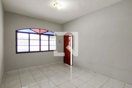 Sala de casa para alugar com 2 quartos, 96m² em Guilhermina, Praia Grande
