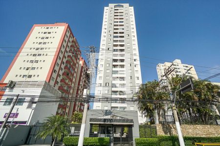 Apartamento à venda com 70m², 3 quartos e 2 vagas Apartamento à venda com 70m², 3 quartos e 2 vagasFachada
