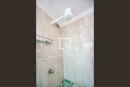 Apartamento à venda com 70m², 3 quartos e 2 vagas Apartamento à venda com 70m², 3 quartos e 2 vagasChuveiro