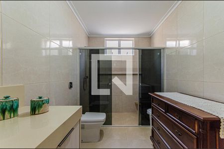 Casa à venda com 400m², 3 quartos e 4 vagasBanheiro Social