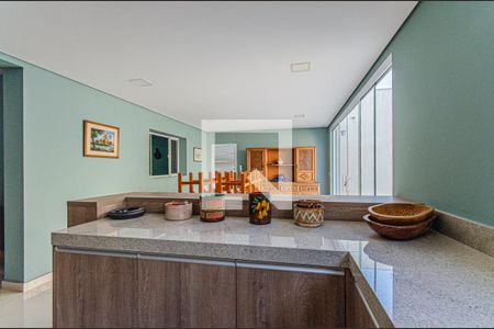 Casa à venda com 400m², 3 quartos e 4 vagasCozinha Andar Inferior