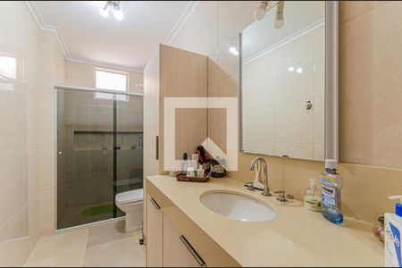 Casa à venda com 400m², 3 quartos e 4 vagasBanheiro da Suíte