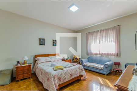 Casa à venda com 400m², 3 quartos e 4 vagasSuíte