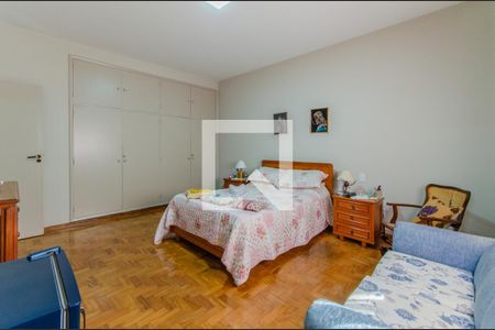 Casa à venda com 400m², 3 quartos e 4 vagasSuíte