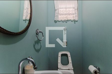 Casa à venda com 400m², 3 quartos e 4 vagasBanheiro Andar Inferior