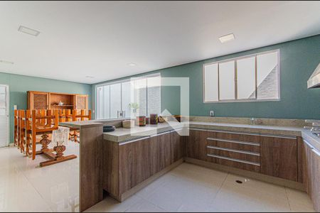 Casa à venda com 400m², 3 quartos e 4 vagasCozinha Andar Inferior