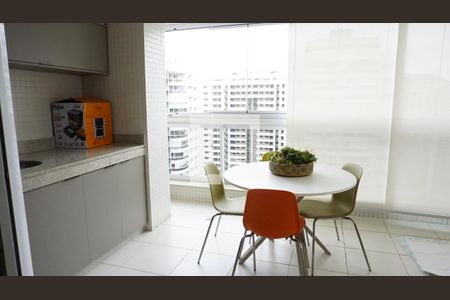 Varanda -Sala de apartamento à venda com 3 quartos, 115m² em Barra da Tijuca, Rio de Janeiro