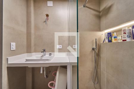 Apartamento à venda com 100m², 3 quartos e 1 vaga Apartamento à venda com 100m², 3 quartos e 1 vagaBanheiro Suite