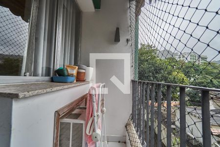 Apartamento à venda com 100m², 3 quartos e 1 vaga Apartamento à venda com 100m², 3 quartos e 1 vagaQuarto Suite Varanda