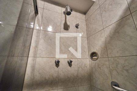 Apartamento à venda com 100m², 3 quartos e 1 vaga Apartamento à venda com 100m², 3 quartos e 1 vagaBanheiro Social