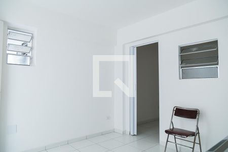 Cozinha de kitnet/studio para alugar com 1 quarto, 23m² em Jardim Oriental, São Paulo