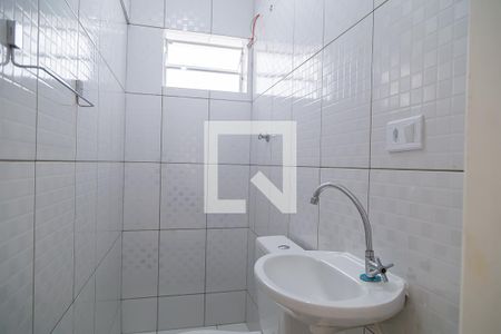 Banheiro de kitnet/studio para alugar com 1 quarto, 23m² em Jardim Oriental, São Paulo