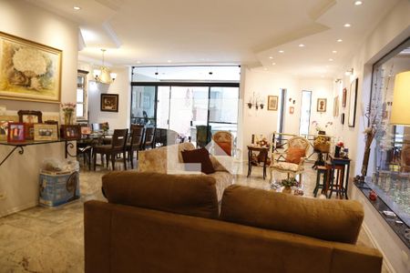 Sala de Estar de casa à venda com 4 quartos, 620m² em City América, São Paulo