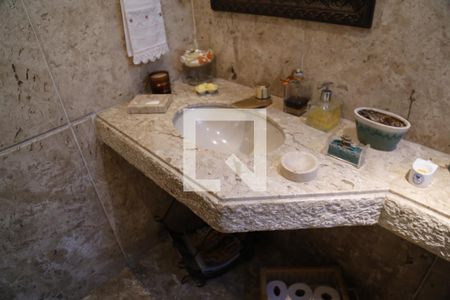 Casa à venda com 620m², 4 quartos e 4 vagasLavabo